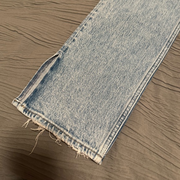 Abercrombie&Fitch Ultra High Rise 90s Straight Jean - Picture 9 of 9